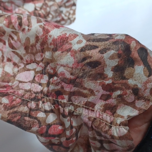 Chico’s Bernita Animal Pattern Jacket, Sz 1 (8) - Picture 4 of 8